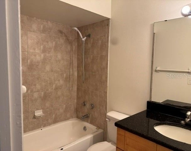 319 La Paz Drive - Photo Thumbnail 8