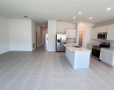 4585 Golden Knight Boulevard - Photo Thumbnail 6
