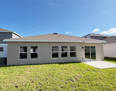 4585 Golden Knight Boulevard - Photo Thumbnail 32