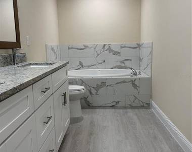 1326 Burnley Court - Photo Thumbnail 11