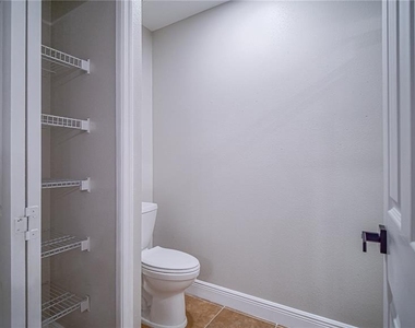 1020 Woodsong Way - Photo Thumbnail 15