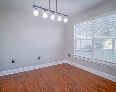 1020 Woodsong Way - Photo Thumbnail 10
