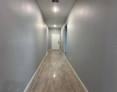 117 W Murphy Street - Photo Thumbnail 7