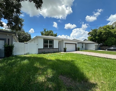 117 W Murphy Street - Photo Thumbnail 2
