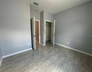 117 W Murphy Street - Photo Thumbnail 13