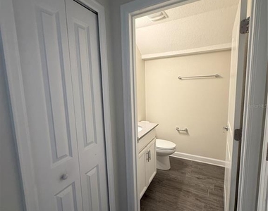1206 Payne Stewart Drive - Photo Thumbnail 12