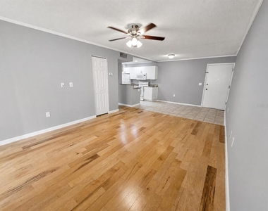 940 Lake Destiny Road - Photo Thumbnail 3