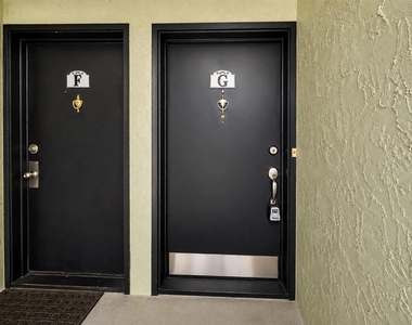 940 Lake Destiny Road - Photo Thumbnail 2