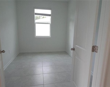 932 Harold Pass - Photo Thumbnail 7