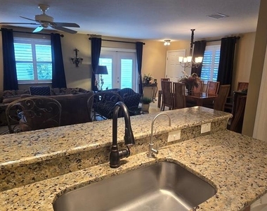 1846 Kane Place - Photo Thumbnail 8