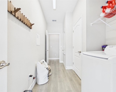 15110 Sw 43rd Avenue Road - Photo Thumbnail 5