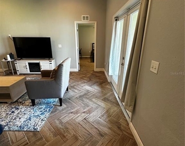 262 Lake Mariana Place - Photo Thumbnail 22