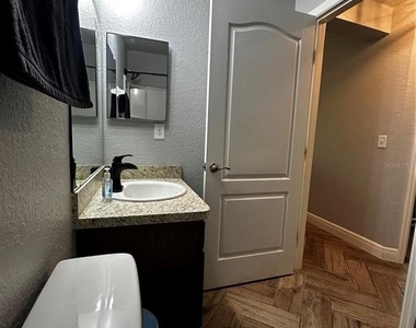 262 Lake Mariana Place - Photo Thumbnail 42