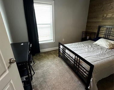 262 Lake Mariana Place - Photo Thumbnail 45