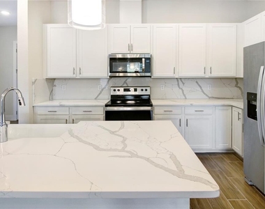1604 Birchfield Cove - Photo Thumbnail 4