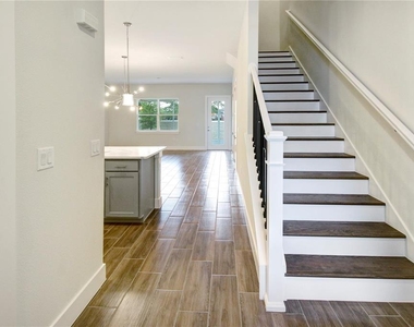 1604 Birchfield Cove - Photo Thumbnail 1
