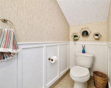 8458 Kelsall Drive - Photo Thumbnail 26