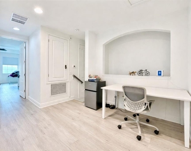8458 Kelsall Drive - Photo Thumbnail 27