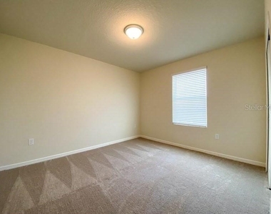 1579 Aspen Avenue - Photo Thumbnail 18