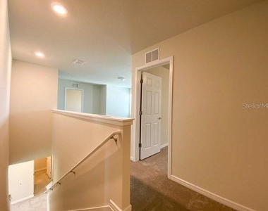 1579 Aspen Avenue - Photo Thumbnail 12