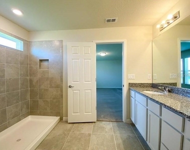 1579 Aspen Avenue - Photo Thumbnail 22