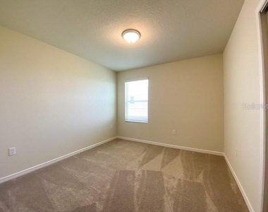 1579 Aspen Avenue - Photo Thumbnail 17