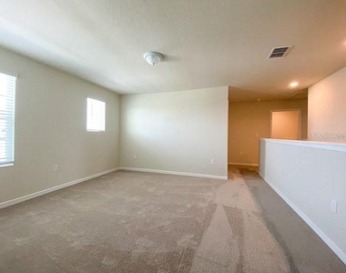 1579 Aspen Avenue - Photo Thumbnail 13