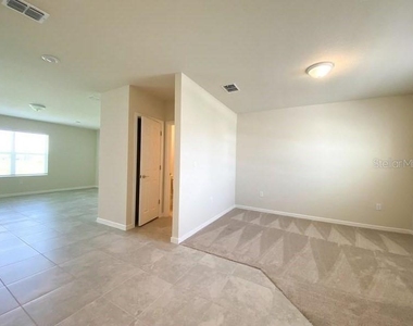 1579 Aspen Avenue - Photo Thumbnail 1