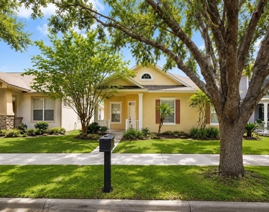 12947 Runswick Avenue - Photo Thumbnail 1