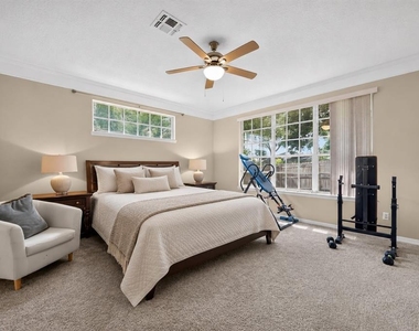 804 Rosemist Court - Photo Thumbnail 14