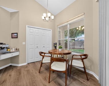 804 Rosemist Court - Photo Thumbnail 13