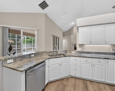 804 Rosemist Court - Photo Thumbnail 10