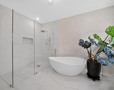 804 Rosemist Court - Photo Thumbnail 15