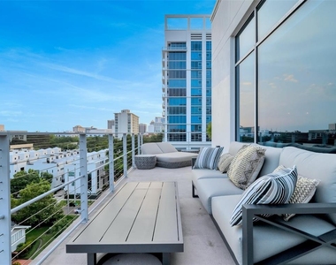 525 E Jackson Street - Photo Thumbnail 38