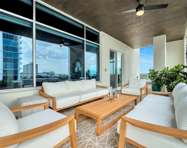 525 E Jackson Street - Photo Thumbnail 28