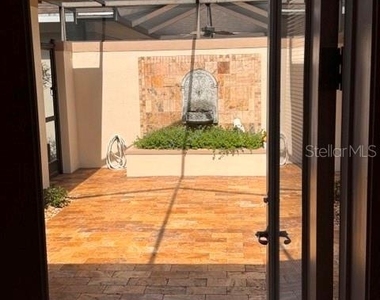 6803 Lockington Court - Photo Thumbnail 6