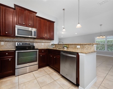 12208 Pescara Lane - Photo Thumbnail 9