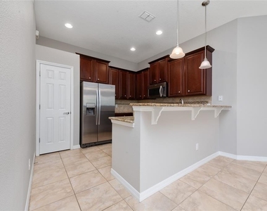 12208 Pescara Lane - Photo Thumbnail 7