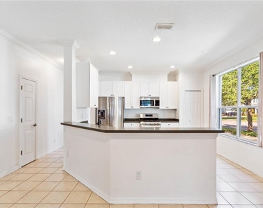 5007 River Gem Avenue - Photo Thumbnail 2
