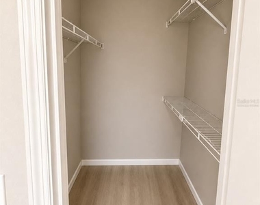 5160 Conroy Road - Photo Thumbnail 9