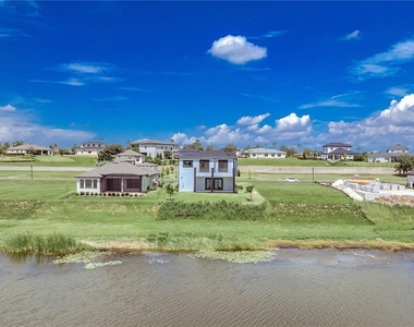 156 Caladium Avenue - Photo Thumbnail 5