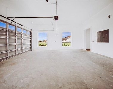 156 Caladium Avenue - Photo Thumbnail 35
