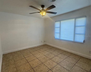930 Emerald Drive - Photo Thumbnail 6