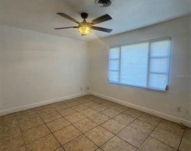 930 Emerald Drive - Photo Thumbnail 4