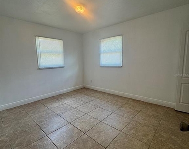 930 Emerald Drive - Photo Thumbnail 10