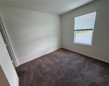 2817 Moonshadow Court - Photo Thumbnail 13