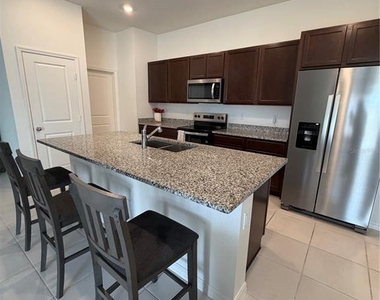 3147 Cedar Crossing Boulevard - Photo Thumbnail 2
