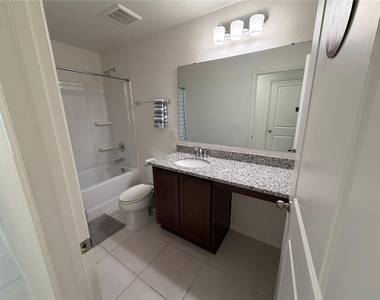 3147 Cedar Crossing Boulevard - Photo Thumbnail 8