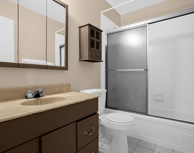 411 Sheoah Boulevard - Photo Thumbnail 11