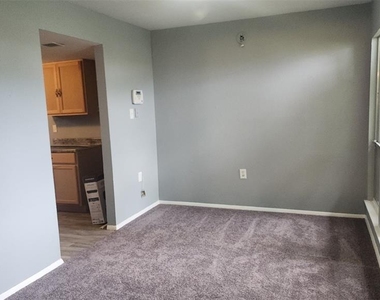 1818 Warringwood Drive - Photo Thumbnail 3